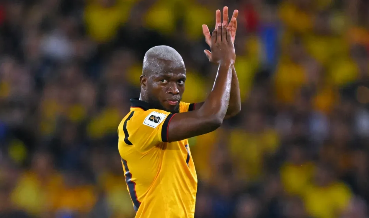 Longe do Inter, Enner Valencia brilha com belo gol em amistoso do Equador Enner Valencia, jogador do Inter, fez gol na vitória da Seleção do Equador por 1x0 na Argetina, de Messi.