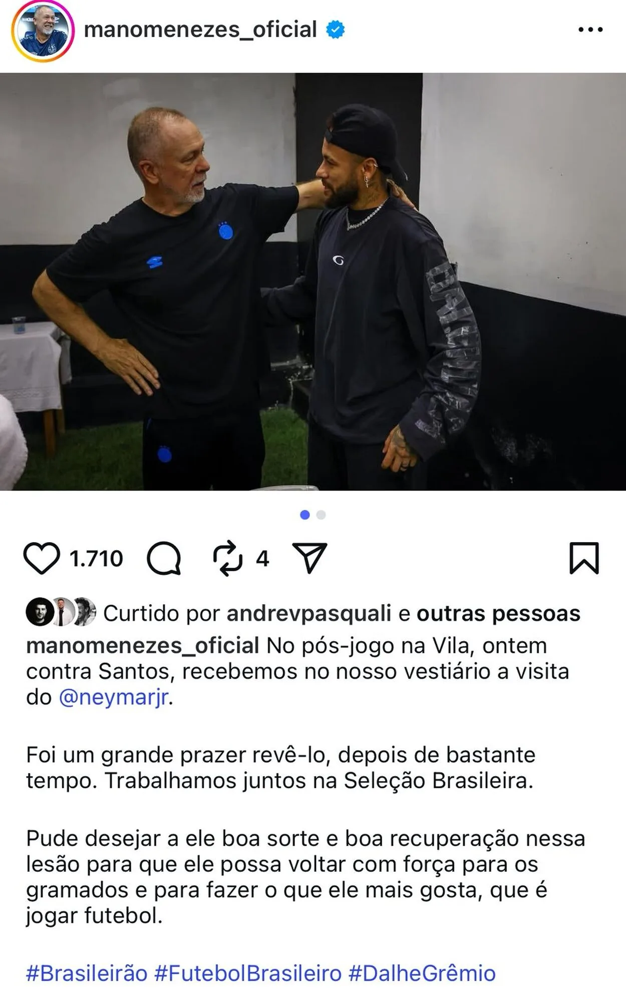 Mano Menezes e Neymar deixam passado para trás e se abraçam no vestiário do Grêmio Mano Menezes interage com Neymar