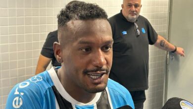 Edenilson elogia Arthur no Grêmio e revela vômito no vestiário: "Me senti mais leve" Edenilson fala do Grêmio