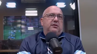 CCD condena atitude de meia do Grêmio com Mano Menezes: "Não jogou nada" Cesar Cidade Dias comenta lance do Grêmio