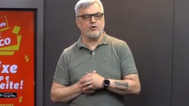 Meneghetti revela jogador do Grêmio que queria ver no Inter: "Gosto do estilo" Meneghetti fala de Grêmio e Inter