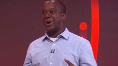 PC de Oliveira muda de ideia sobre expulsão de Kannemann e critica pênalti contra o Grêmio PC de Oliveira no Grêmio