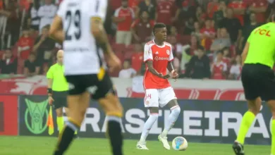 Vitão jogando pelo Inter