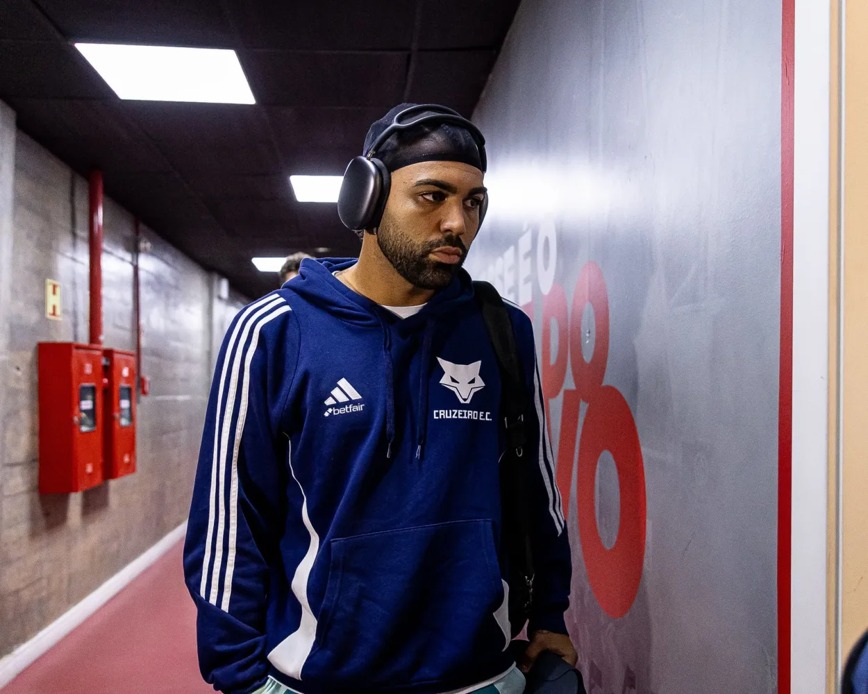 Inter? Gabigol brinca sobre disputa contra a zona do rebaixamento: "Eu avisei" Cruzeiro Gabigol Inter