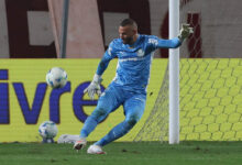 Weverton pinta no Grêmio