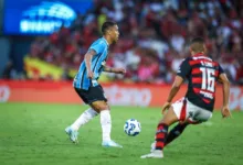 Marcos Rocha pelo Grêmio