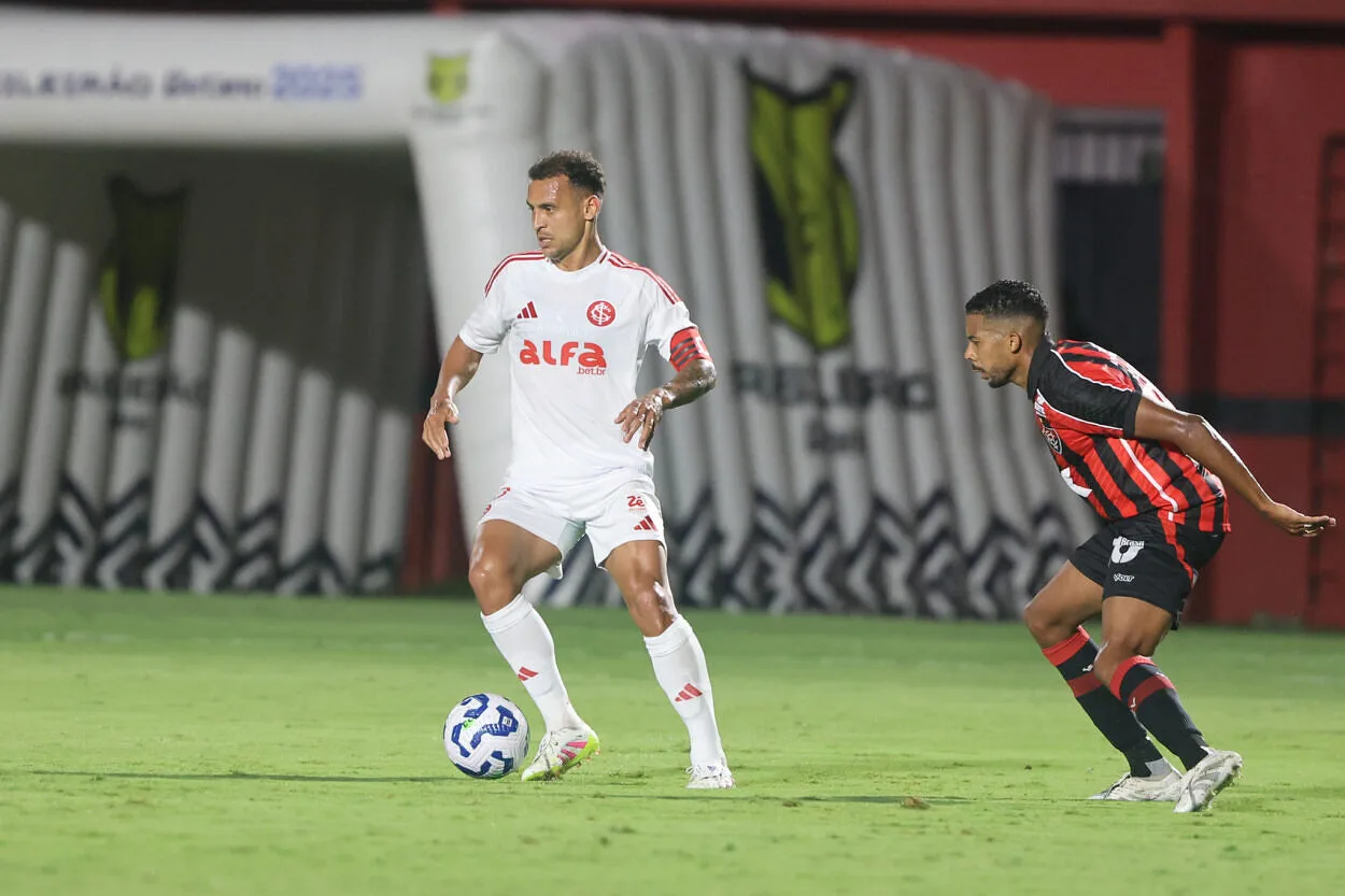 O jogo que o Inter precisa ficar de olho e a sequência do clube até o fim do Brasileirão Inter em situação delicada