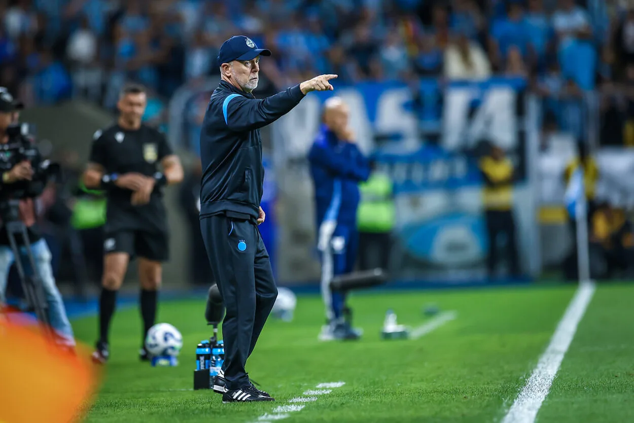 Mano Menezes pelo Grêmio