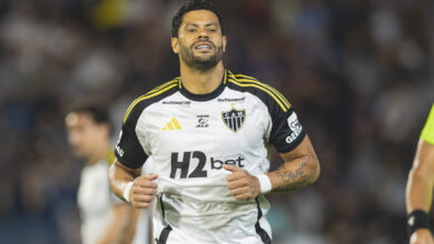 Site publica atualização sobre o interesse do Grêmio em contratar Hulk Hulk no Grêmio