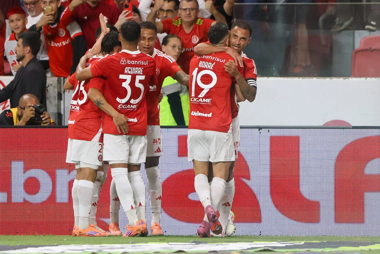 Inter garante que os jogadores têm a "exata noção" dos efeitos negativos de uma queda Inter em casa