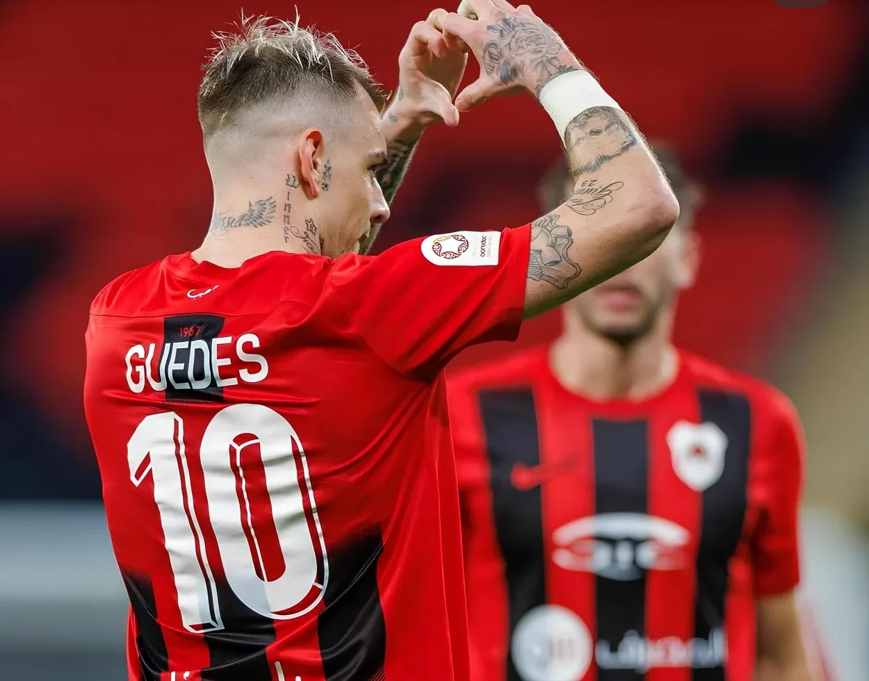 Grêmio está de olho em Róger Guedes