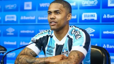 Douglas Costa na época de Grêmio