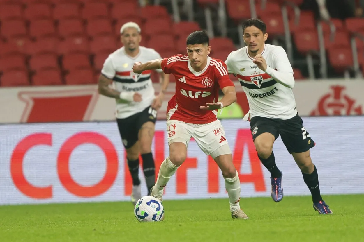 São Paulo x Inter na Vila Belmiro: escalações confirmadas e onde assistir 20250803interxsaopaulo_RDUARTE_16161_d6933c6560