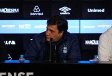 Em último ato no Grêmio, Guerra encerra novela Edenilson: "Já estava apalavrado" Alberto Guerra pelo Grêmio