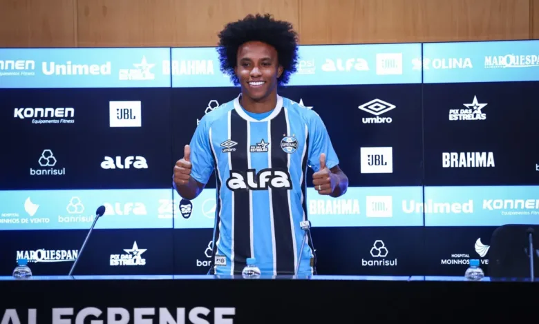 Willian chegando ao Grêmio