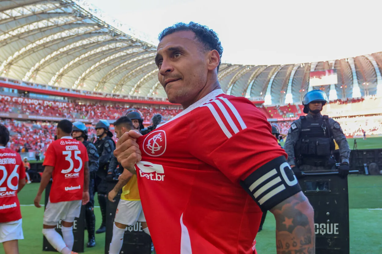 Alan Patrick diz que atletas do Inter também jogaram pelas imagens de Abel e D'Alessandro Alan Patrick pelo Inter