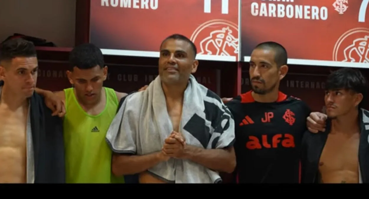 Mercado discursa no vestiário após ajudar a salvar o Inter: "Que isso sirva de lição" IMG_5106