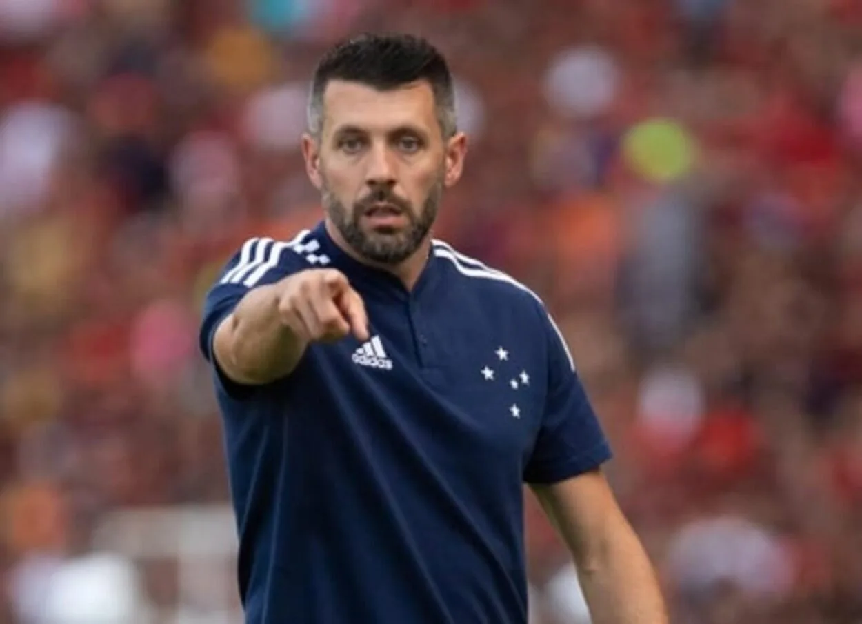 Pezzolano pode ter vantagem para ser escolhido como novo treinador do Inter Pezzolano alvo do Inter