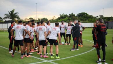 Comentarista brinca com primeira escalação de Abel no Inter: "Construiu um muro na área" Abel Braga pelo Inter