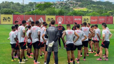 Bastidores: Abel tem três titulares já escalados e não irá "para dentro deles" na reta final Abel pelo Inter