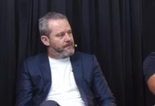 "Me falaram que...": Argel surpreende e diz que Grêmio está "muito próximo" de Hulk Argel fala do Grêmio