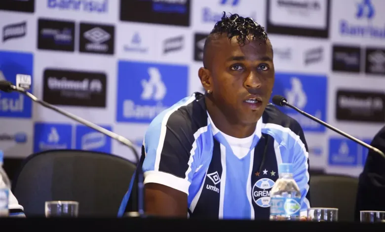Bolaños ex-Grêmio