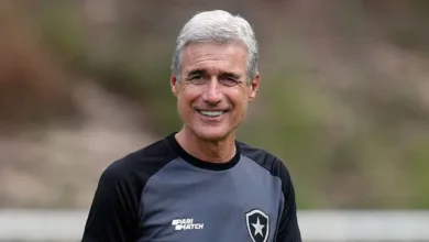 Luís Castro alvo do Grêmio