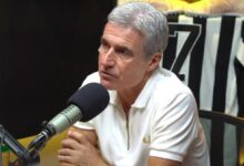 Luís Castro fechou com o Grêmio