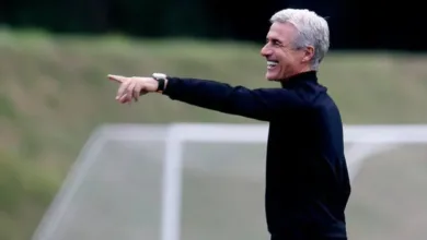 Luís Castro chega ao Grêmio convivendo com uma primeira lacuna no setor de ataque Luís Castro