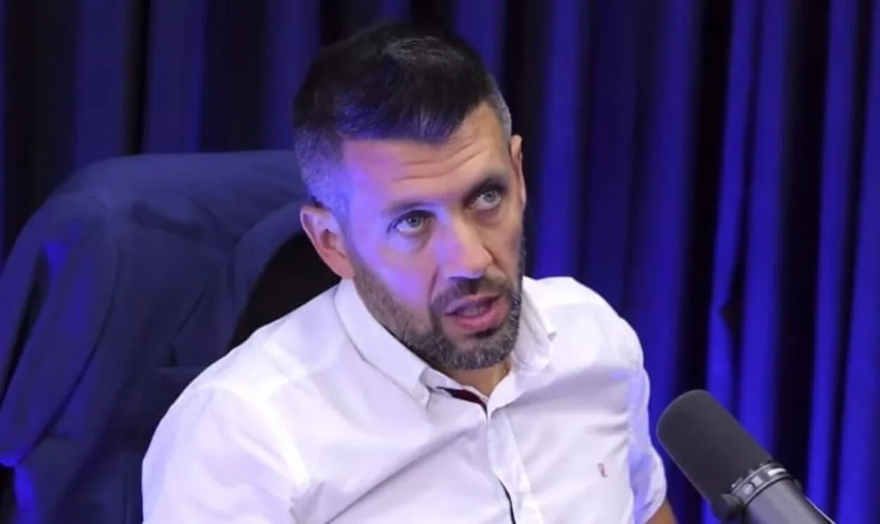 "É lindo isso": torcida do Inter resgata reação de Pezzolano após discussão no Cruzeiro Pezzolano chega ao Inter