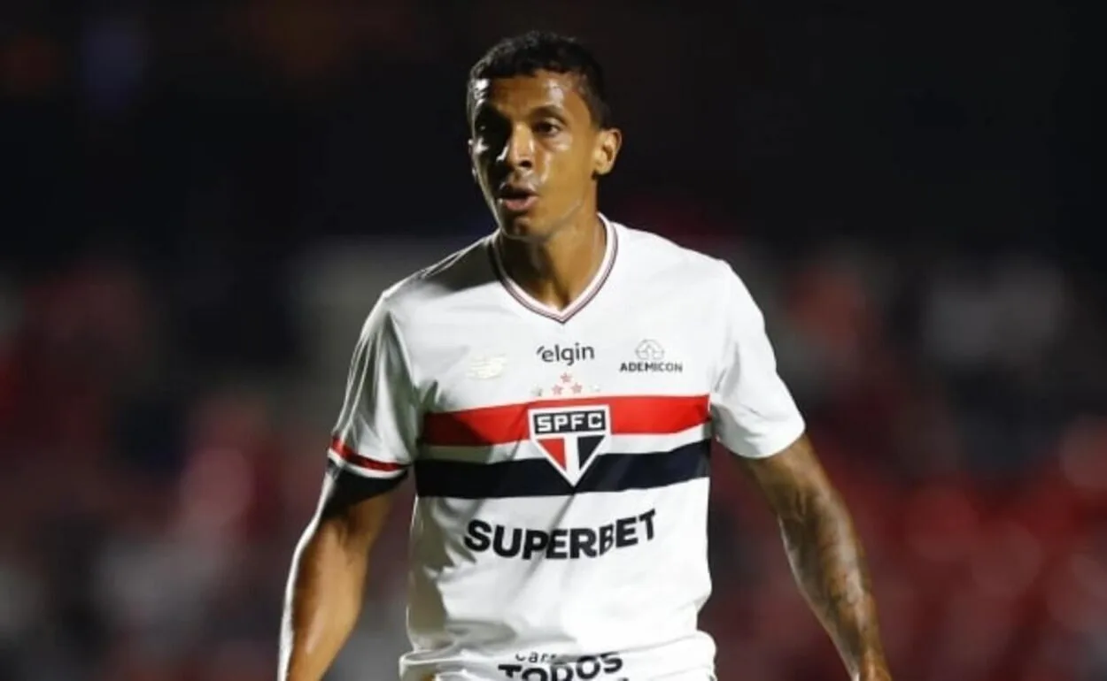 Inter coloca Luiz Gustavo na mira e aguarda aval de Paulo Pezzolano para avançar no negócio Inter quer Luiz Gustavo
