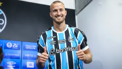 Grêmio apresentou Rodrigo Ely