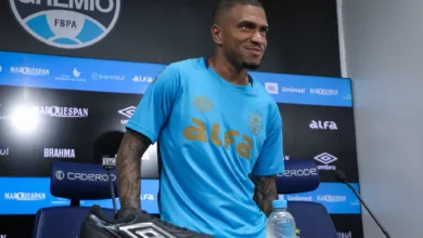 Grêmio trabalha para emprestar Lucas Esteves e aguarda interessados no lateral Lucas Esteves pelo Grêmio