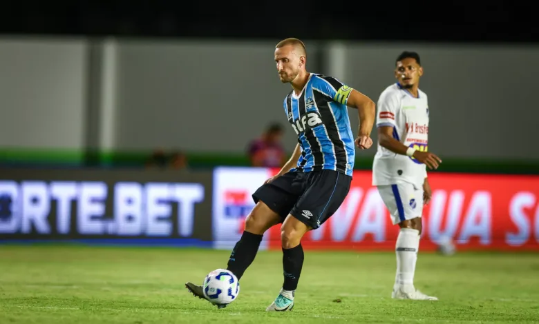 Grêmio mantém mudanças no elenco e anuncia a saída do zagueiro Rodrigo Ely Rodrigo Ely Grêmio