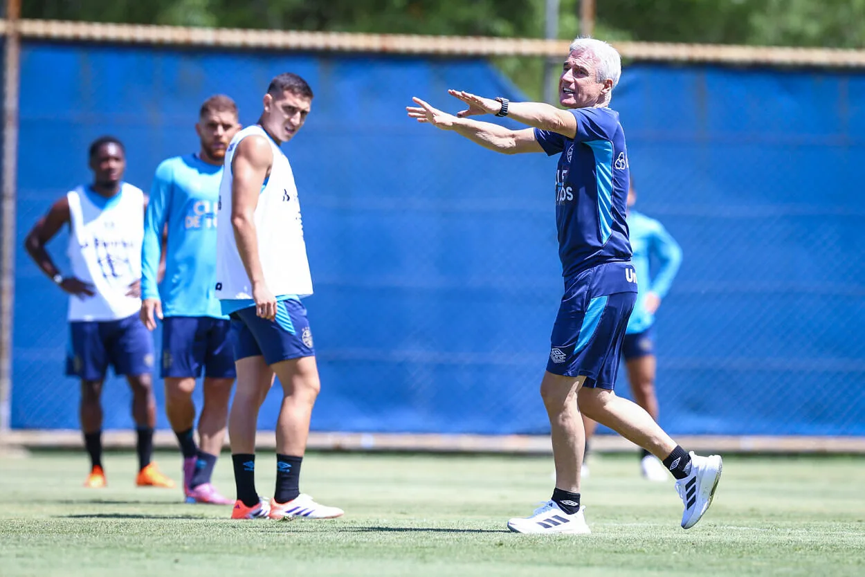Luís Castro pelo Grêmio