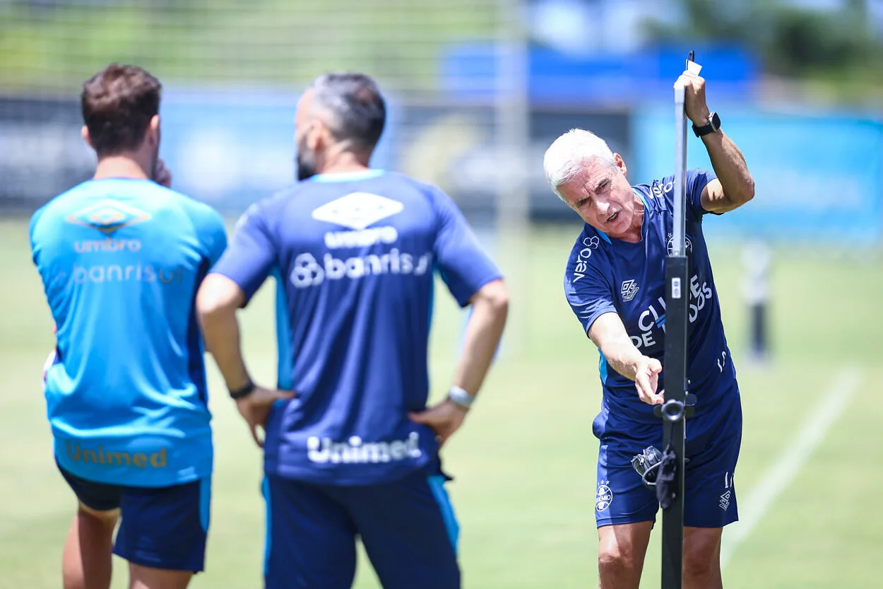 Grêmio trata começo do Gauchão como pré-temporada de luxo e vai observar jovens Grêmio na ativa