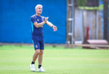 Luís Castro mexe no Grêmio