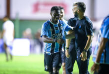 Willian e Amuzu no Grêmio