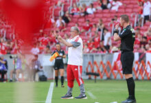 De Benítez a Benjamin, auxiliar do Inter faz análises individuais após vitória na estreia Treinador do Inter