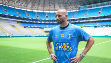 Weverton pelo Grêmio