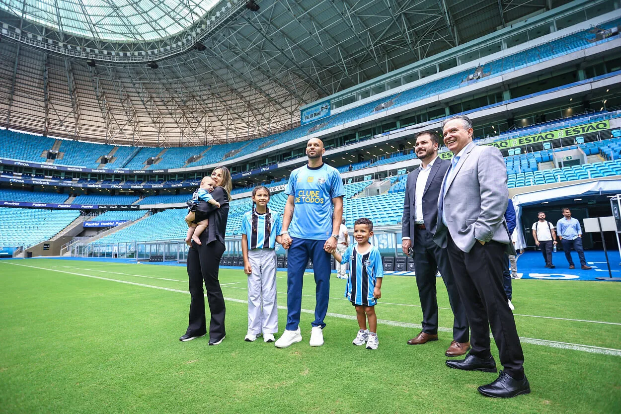 Weverton pelo Grêmio