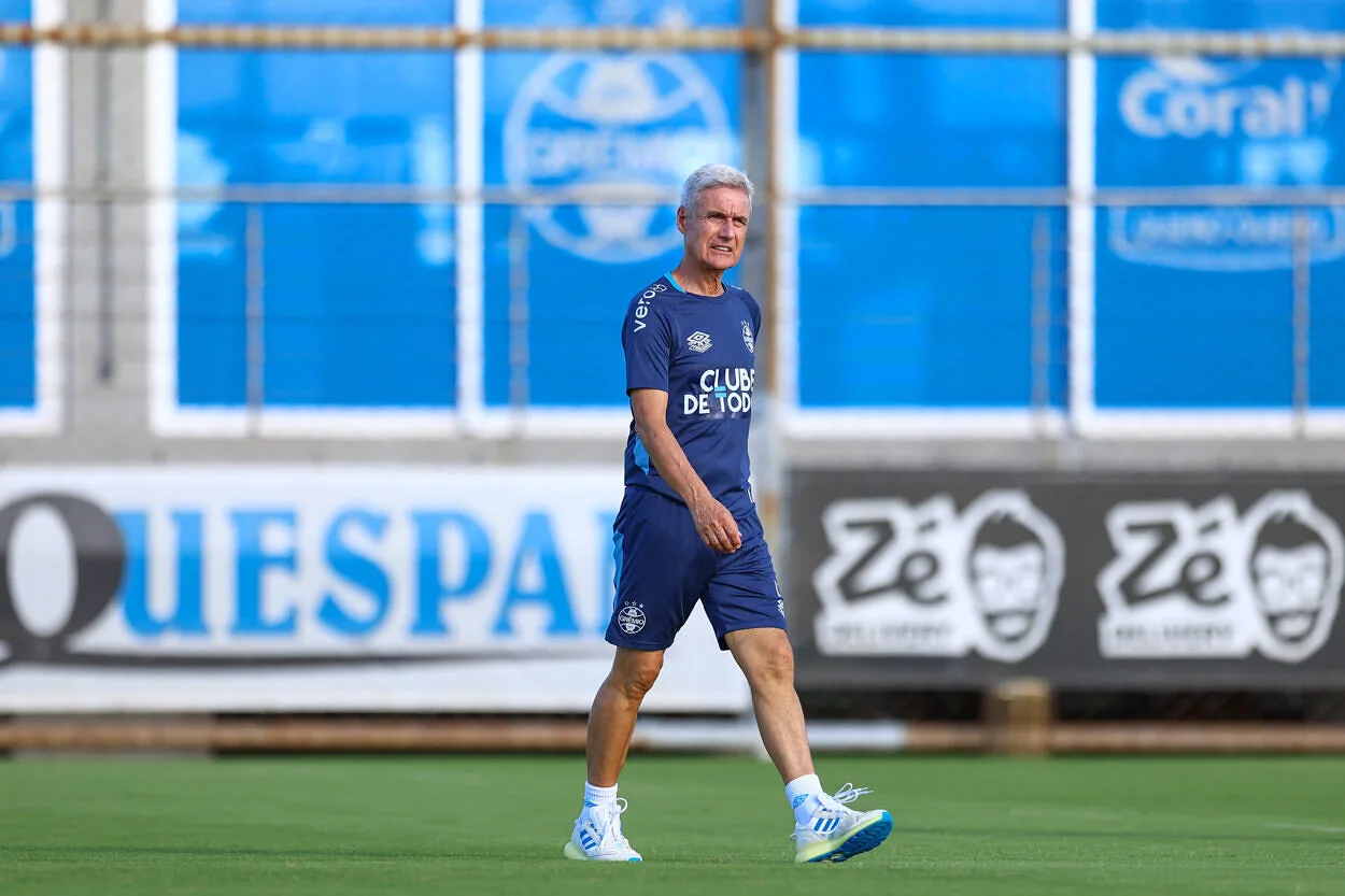 Grêmio com Luís Castro