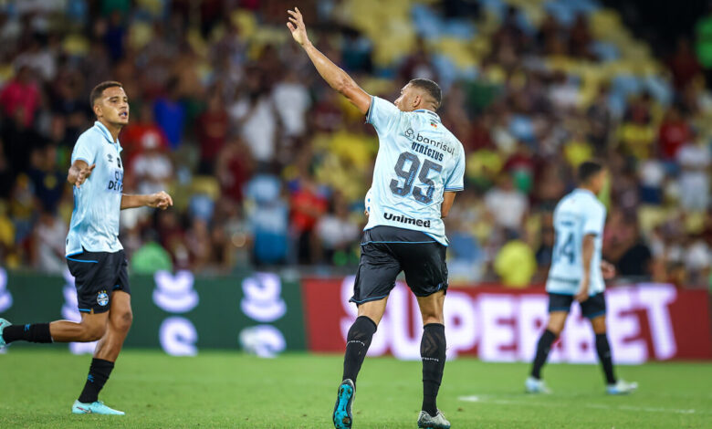 A entrevista de Carlos Vinícius depois da derrota e os próximos jogos do Grêmio Carlos Vinícius pelo Grêmio