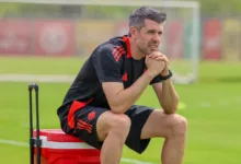 Inter divulga imagens de Pezzolano no CT e oficializa permanência de Mercado Pezzolano no Inter