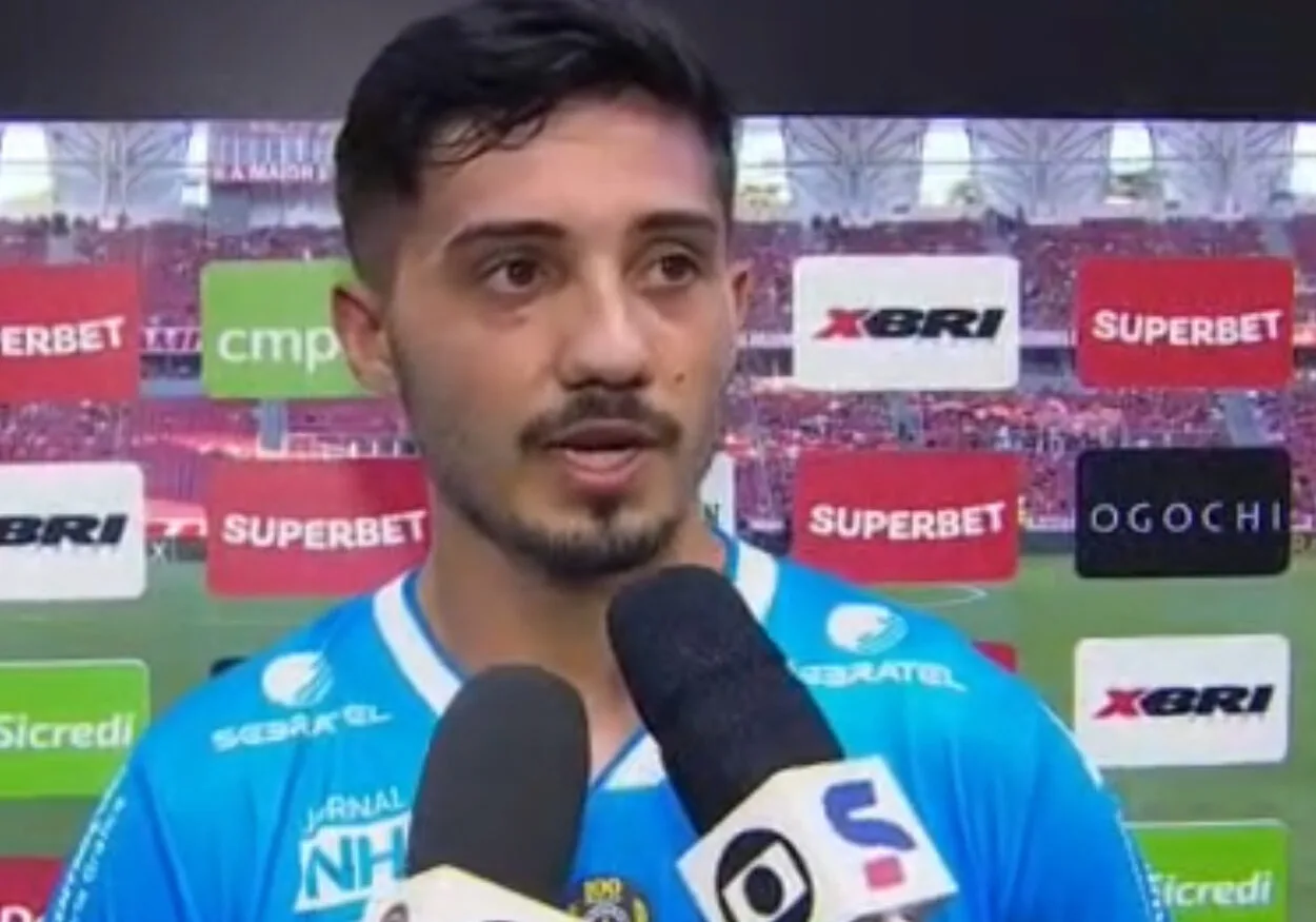 Alisson pelo Novo Hamburgo