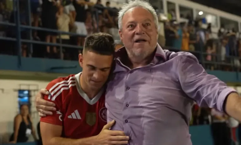 Vídeo mostra reação orgulhosa de Abel Braga com Borré após vitória do Inter: "Merece" Abel e Borré