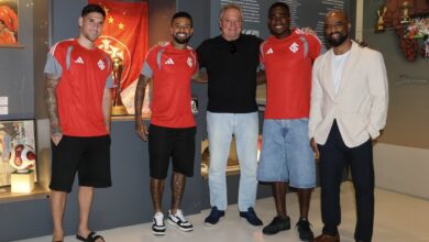 Com Abel Braga, reforços do Inter vivem dia diferente e vão ao museu do clube Abel Braga pelo Inter