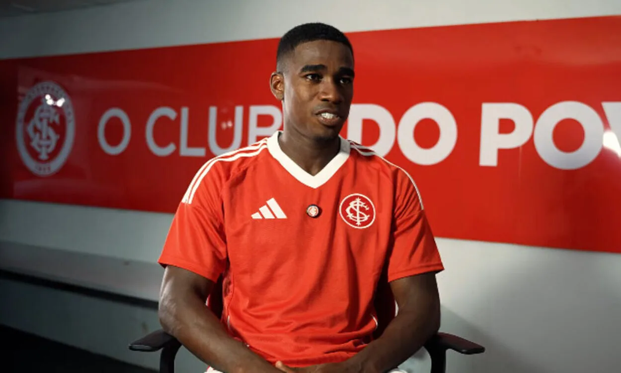 Félix Torres pelo Inter