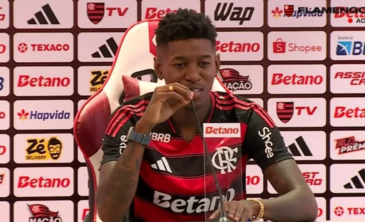 Vitão chega no Flamengo