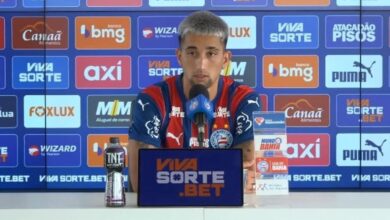 Cristian Olivera se manifesta pela primeira vez após trocar o Grêmio pelo Bahia Olivera no Bahia